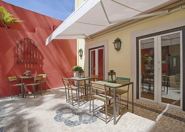 Dear Lisbon - Charming House Bed and Breakfast